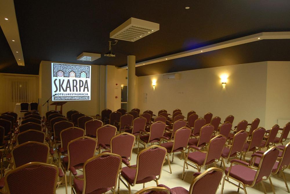 Hotel Skarpa Sejny Exteriör bild